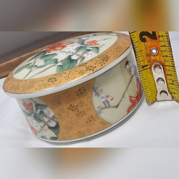 Vintage Porcelain Trinket Jewelry Box with Birds & Flowers Gold 3.5” Japan - Picture 12 of 15